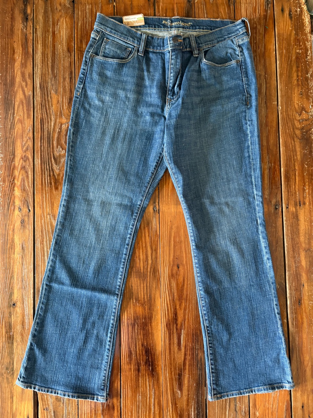 Old Navy Women's Medium Blue Sweetheart Boot Cut Jeans Size 12 Short